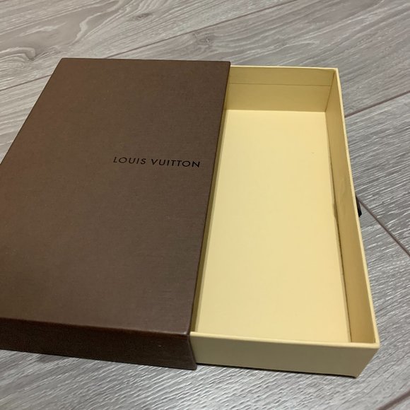 Louis Vuitton Empty Gift Box - Picture 4 of 4